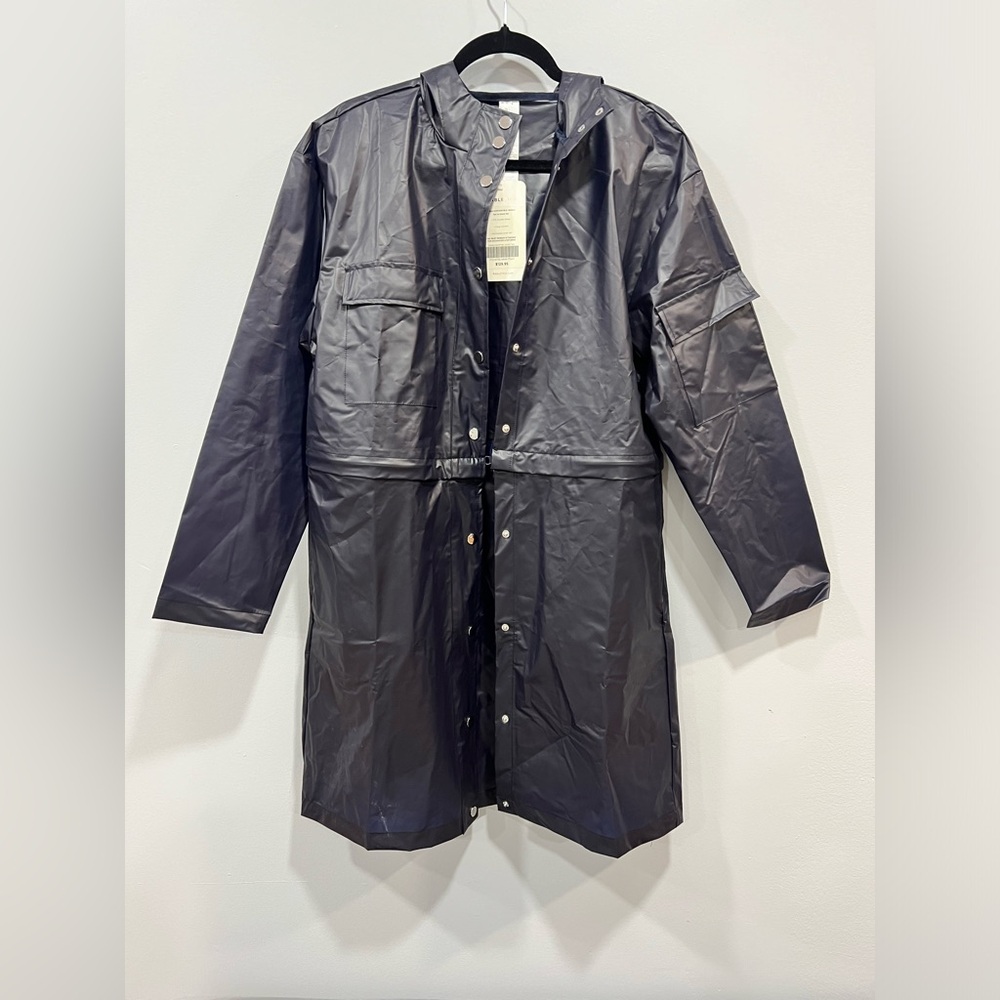 Fabletics Womens M Convertible Jacket Deep Navy  NWT‎